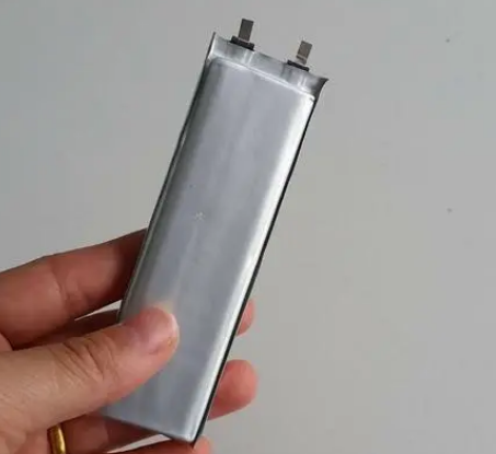 高倍率鋰電池缺點是什么原因引起的呢？一文讀懂